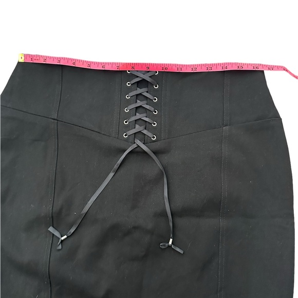 NWT! Express Black Lace Up Corset Skirt in Women’s Petite 12 - Picture 2 of 7